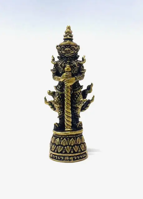 Amulet thailand (Thao Wessuwan) from  Thawi Kara Anan temple 4.1*1.5 cm.