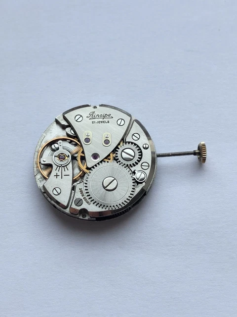 Mouvement De Montre FHF INT - Pièce Horlogère D'Occasion - Pour Réparation