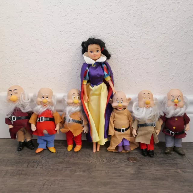 Vintage Disney's Snow White & Six Dwarfs Doll Figure Set by Bikin Disney !!!