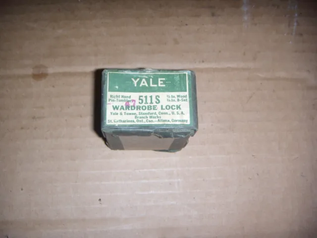 Vintage Yale Cabinet Lock Flush Mount Bright Brass RH 511S 3/4" Depth / Backset