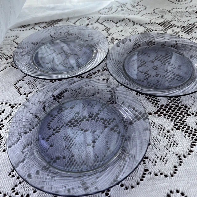 Pyrex 222 Amethyst Purple 3 Sandwich￼ plate ￼￼Made in USA  Vintage