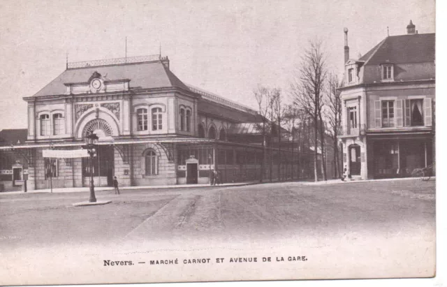 CPA - NEVERS - Carnot market and Avenue de la Gare (E. Joinet grocery store)