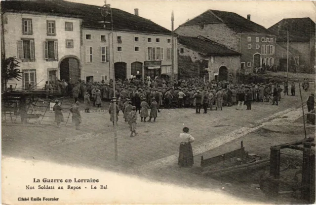 CPA La Guerre en Lorraine - Our Soldiers at Rest - Le Bal PEXONNE (386315)