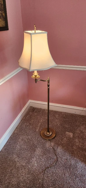 Antique Brass Free Standing Lamp