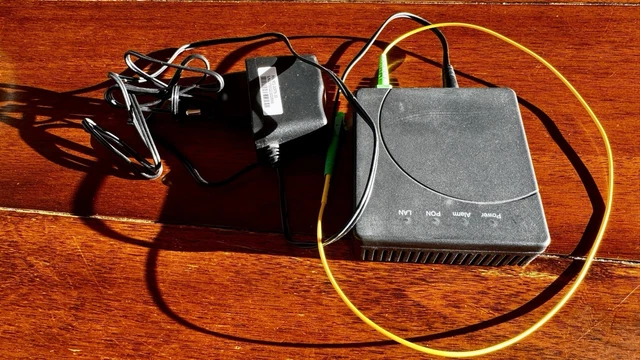 NOKIA-ONT G-010G-R OPENREACH Glasfaser GPON Terminal EUR 5,00 - PicClick DE