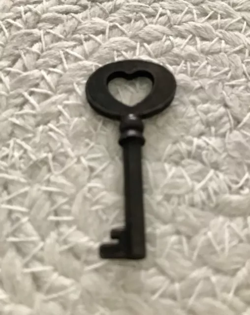 Rusty Antique Style Skeleton Key To My Heart Valentine Charm 1 1/2” X 5/8”