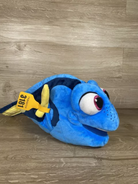 Disney Store Finding Dory 15” Transfer Tag 3181 Soft Plush Toy Stamped