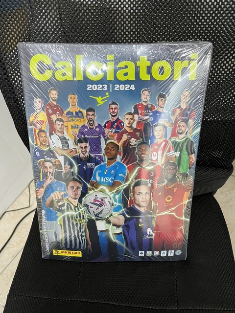 Calciatori Panini 2023-2024 - Cofanetto Con Album Cartonato E 5 Bustine Figurine - Foto 4