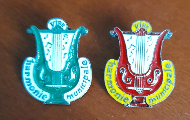 10th Anniversary Album “CARILLON” Autres, Sports, Pins, Collections - PicClick FR