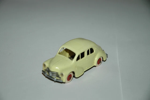 Norev Renault 4 E-Tech 2025 - Cloud Blue 1:18 model car