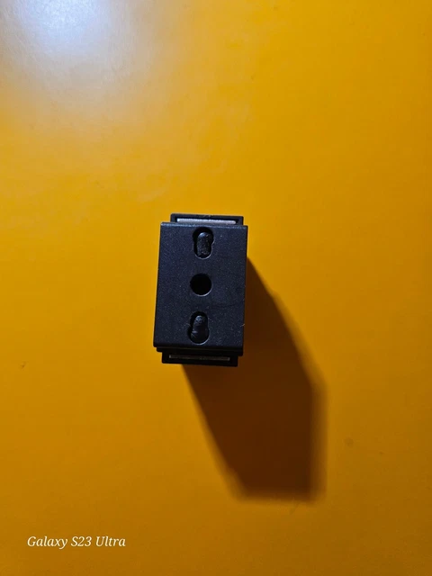 thumbnail interactive-video image 1 of Marlanvil 7879 Bipass Socket 16A - Compatible With BTicino Living Classic 4580 - Electrical Component 1 of 5