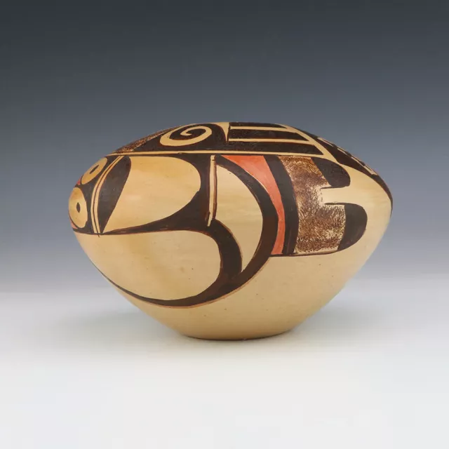 Native American Hopi Pottery Vase By Adelle Nampeyo Native American Hopi Pottery Vase By Adelle Nampeyo