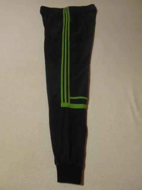 Pantalon adidas 2025 challenger decathlon