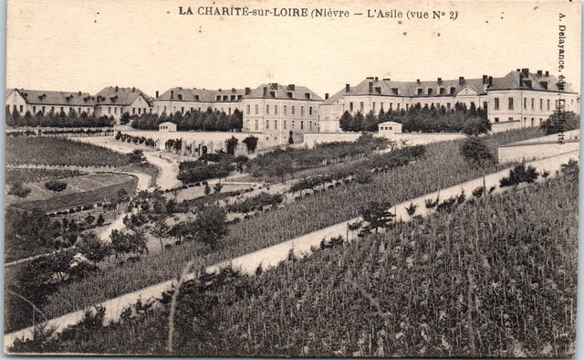 58 LA CHARITE SUR LOIRE Carte postale ancienne /REF - V7781