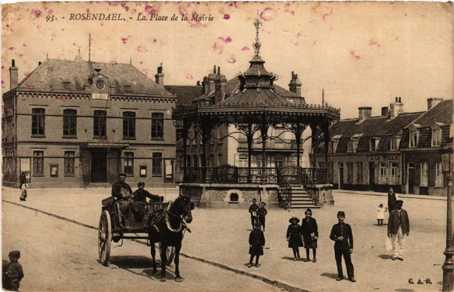 CPA ROSENDAEL - La Place de la Mairie (513124)