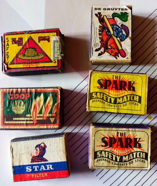 LOT DE 51 pochettes et 4 boites d'allumettes années 80 EUR 20,00