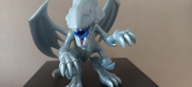 FIGURINE YU GI Oh, dragon blanc aux yeux bleus 1996 Kazuki Takahashi