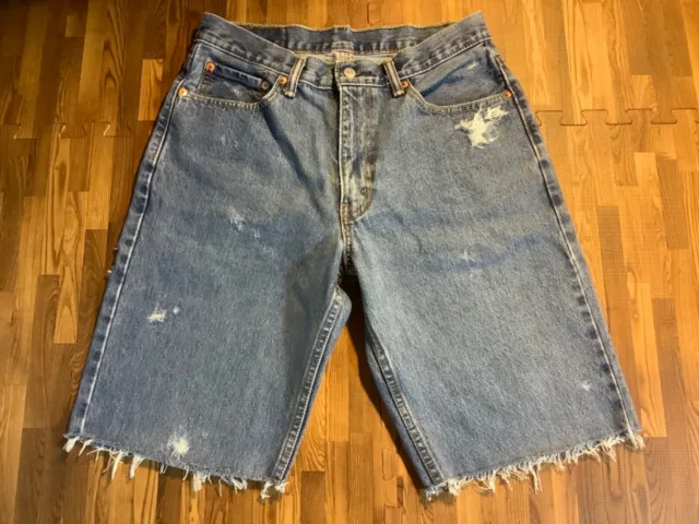 Levi’s 550 men’s jeans Cutoff shorts tag Sz 33x30 (33x11) distressed flayed hem