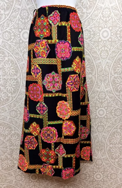 Vintage Miss Elaine Black Maxi Skirt With Bold Paisley Print Cotton Size Med