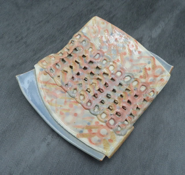 1980 Vintage Britannico Artistico Ceramiche Piatto Liberty Di Londra Handmade