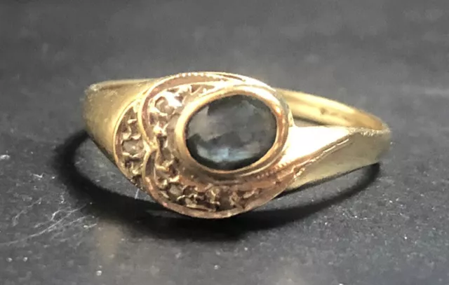Lovely 9ct Gold Aquamarine & Diamond Ring , Size P ,- 1.68g 2