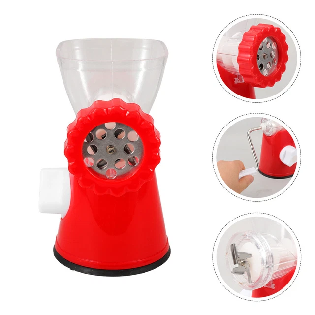 tagliatelle-tenuto-mano-tritacarne-salsiccia-creatore-pasta-shaper-eur