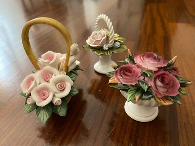 LOTTO 3 FIORI CERAMICA CAPODIMONTE 