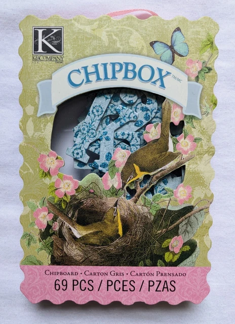 Acentos de aglomerado K&Company Merryweather Alphabet Chipbox libro de recortes