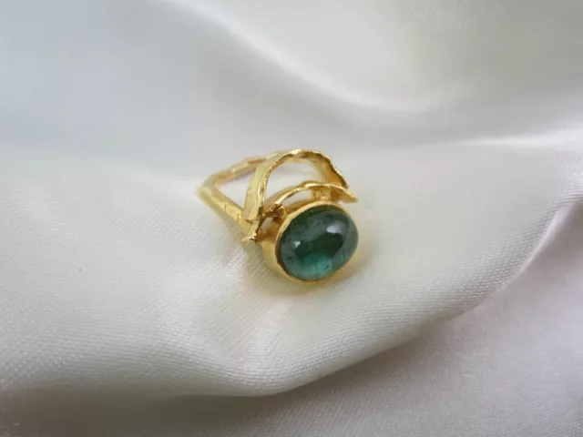 Designerring in Gold 750 mit Turmalin Cabochon