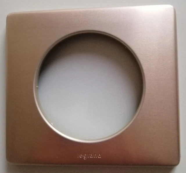 PLAQUE LEGRAND CÉLIANE cuivre oxydé EUR 12,00 - FR