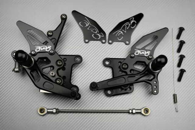 Platines Commandes Reculées AVDB Noires TRIUMPH SPEED TRIPLE 1050 NJ2 2008-2010