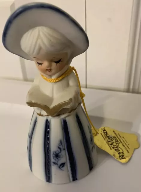 Christmas Caroler Figurine Bell Bisque Porcelain Royal Majestic Jasco 1980