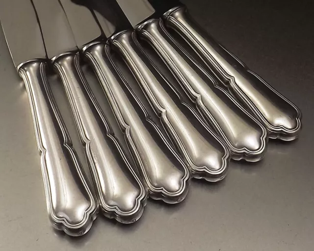 12 Couteaux A Entremet Manches En Metal Argente Lames Inox Vers 1950