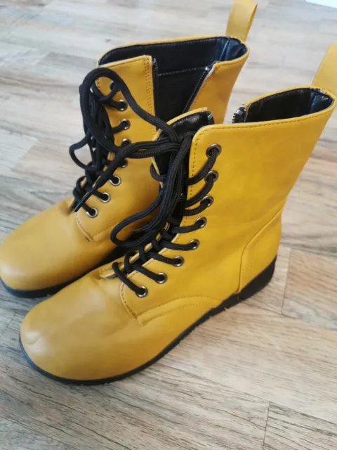 Girls/Ladies Size 3 Mustard Yellow Zip Up Combat Biker Boots UK Tracked