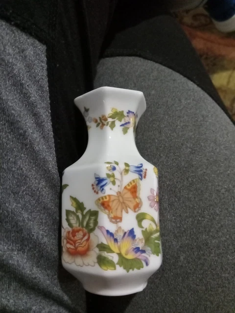 Aynsley Bud Vase Cottage Garden Bone China Butterfly Flowers England 3 3/4"