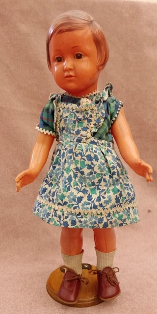 Ancienne Poupée Françoise SNF avec ses chaussures d'origine