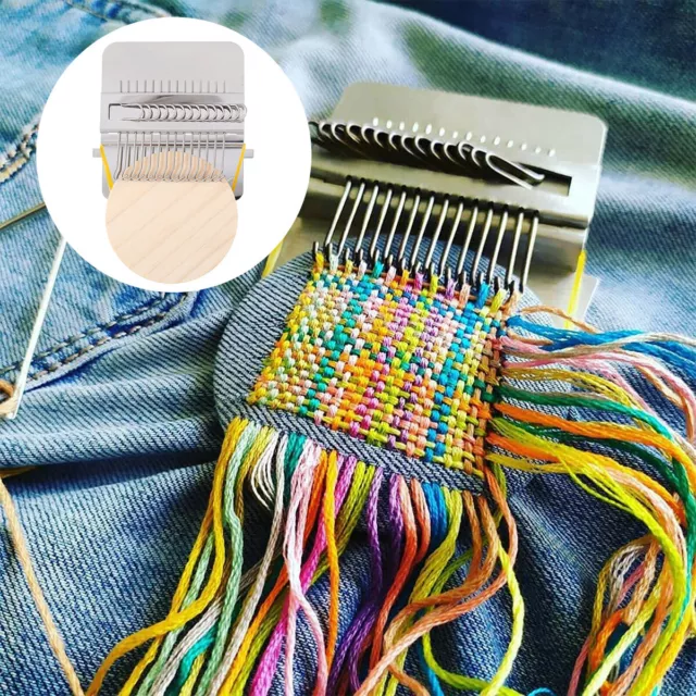 Leisure Arts Kit Bracelet Weaving Loom