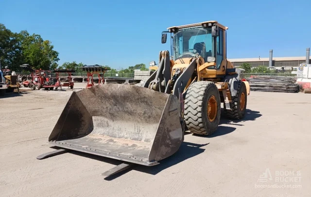 2016 Volvo L90H