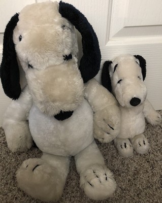 plush snoopy dog