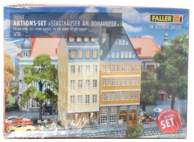 Faller 'Ho' Scale 190163 Town Houses On The Banks Of The Danube Building Kits