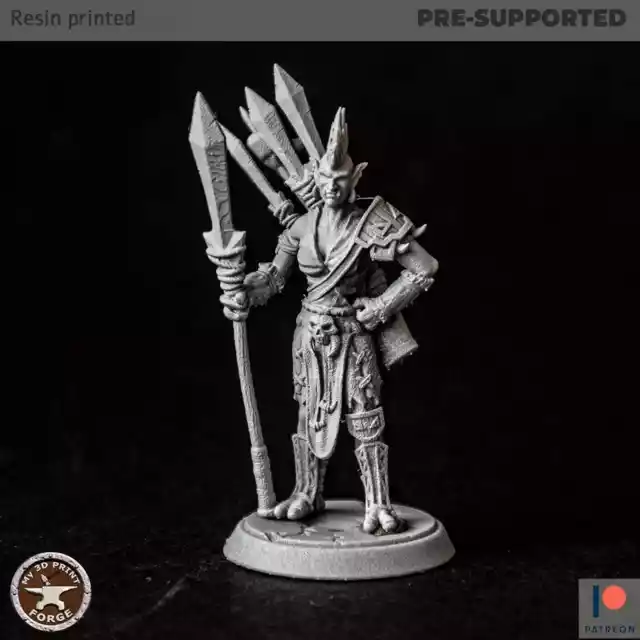 Female Headhunter Standing Pose Miniatures Tabletop Dungeons and Dragons Mini