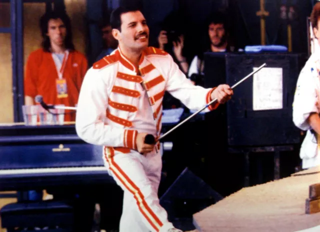 Freddie Mercury Photo 1986 Queen At Slane Castle Gig Colour Photo To Frame Rare