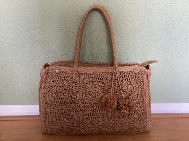 Fat face on sale straw bag