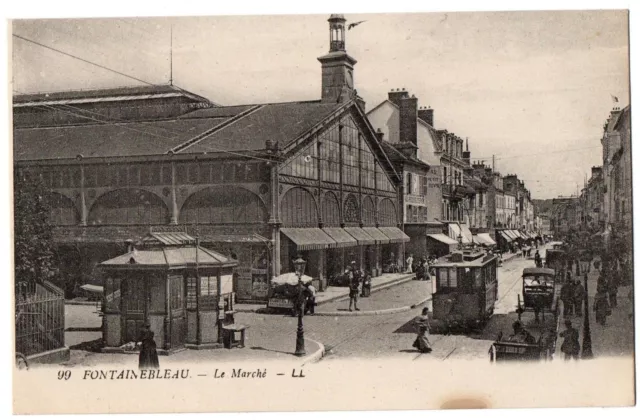 CPA 77 - FONTAINEBLEAU (Seine et Marne) - 99. Le Marché - LL