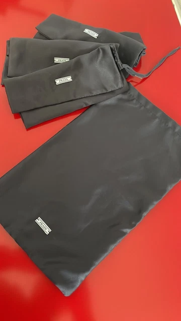 4 Stück Staubbeutel von Prada für  Sneaker / Schuhe, Taschen NEU
