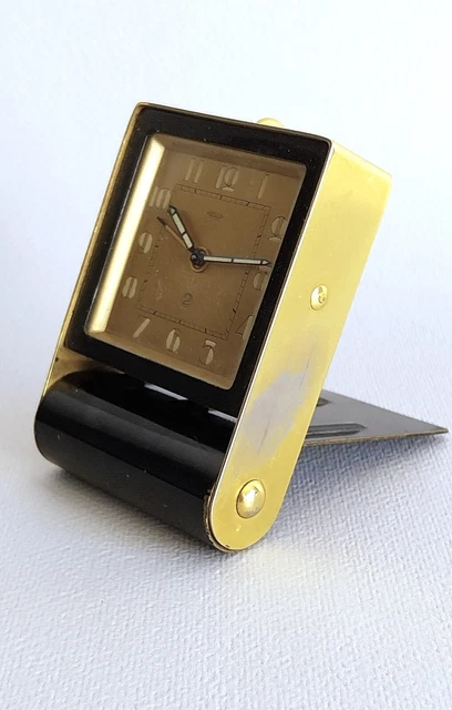 Pendulette réveil CARTIER PARIS LAQUE ROUGE 1980's - Atelier Lesoon