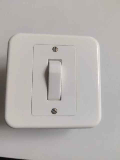 Interrupteur Va-et-vient Legrand Modèle Chambord – Neuf, Pour Installation électrique Domestique