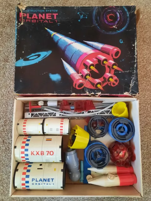 Vtg Planet Orbital 1 Construction System Tin Plastic Space Toy Ddr East Germany