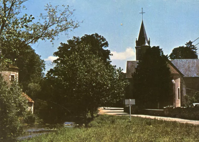 Carte MESVES SUR LOIRE L'église et le Mazou