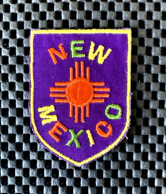 NEW MEXICO EMBROIDERED SEW ON ONLY PATCH AZTEC FLAG TOURIST SOUVENIR 2" x 2 3/4"